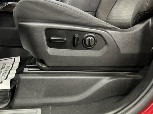 Used 2021 Chevrolet Silverado 1500 LT Trail Boss w/ Bed Protection Package image 14