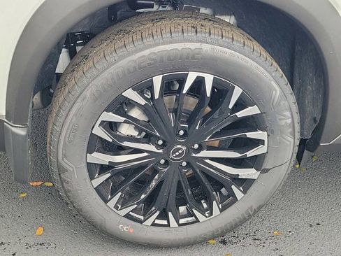 New 2026 Nissan Rogue SV FWD image 3