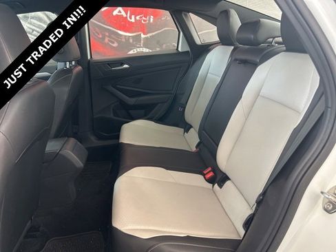 Used 2021 Volkswagen Jetta R-Line image 10