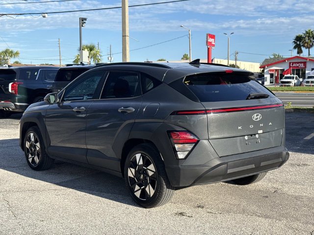 Used 2024 Hyundai Kona SEL FWD image 5