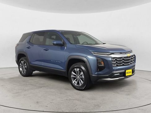 Certified 2026 Chevrolet Equinox LT w/ Safety and Technology Package FWD image 3