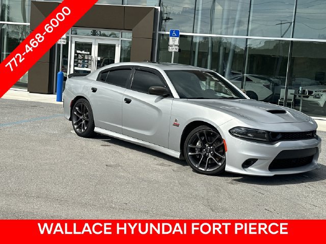 Used 2023 Dodge Charger Scat Pack w/ Plus Group RWD image 2