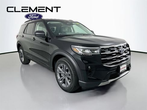 New 2026 Ford Explorer Active w/ Active Comfort Package AWD/4WD image 3