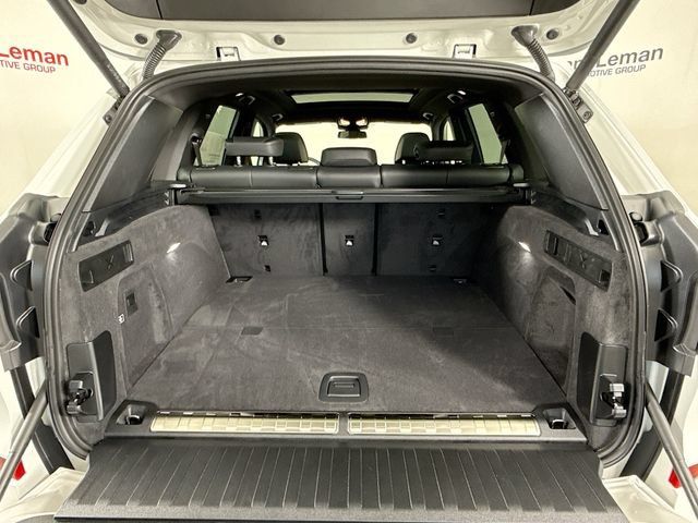 Used 2026 BMW X5 xDrive50e w/ M Sport Package AWD/4WD image 28