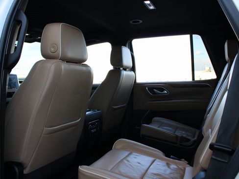 Used 2021 Chevrolet Tahoe Premier image 23