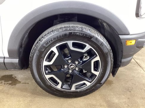Certified 2023 Ford Bronco Sport Outer Banks w/ Tech Package AWD/4WD image 26
