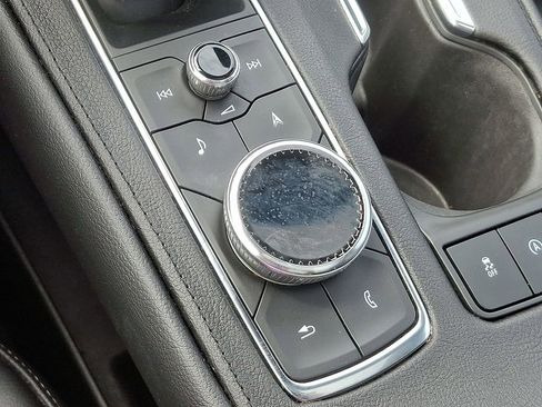 Used 2021 Cadillac XT4 Premium Luxury w/ Technology Package image 27