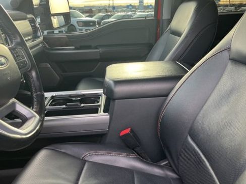 Used 2023 Ford F250 Lariat w/ Chrome Package image 13