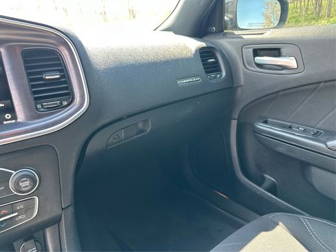 Used 2018 Dodge Charger GT w/ Blacktop Package image 29