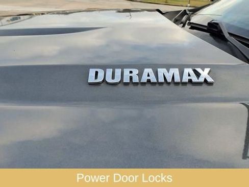 Used 2020 Chevrolet Silverado 1500 LTZ w/ LTZ Premium Package image 37