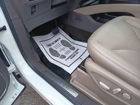 Used 2022 Lincoln Nautilus AWD image 15