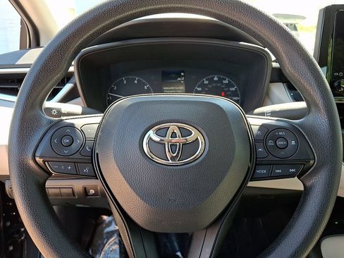 Certified 2025 Toyota Corolla LE w/ LE Premium Package FWD image 21
