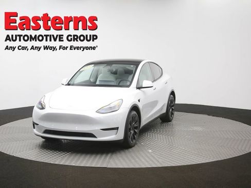 Used 2023 Tesla Model Y Long Range AWD/4WD image 50