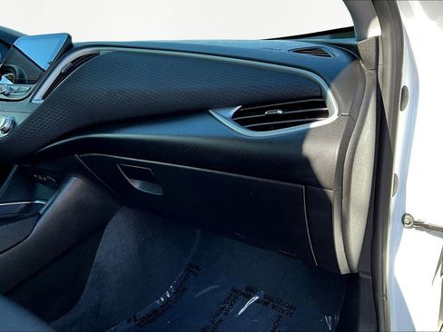 Used 2024 Chevrolet Malibu LT image 16