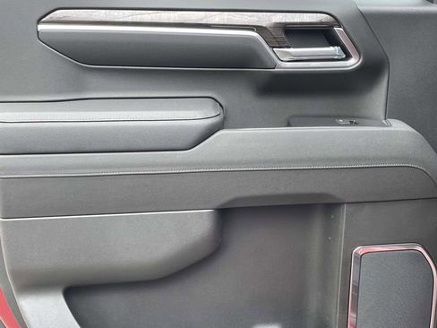 Used 2026 Chevrolet Silverado 1500 LTZ w/ LTZ Premium Package image 9