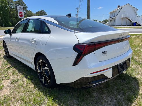 Used 2025 Kia K5 GT-Line w/ GT-Line Premium Package FWD image 3