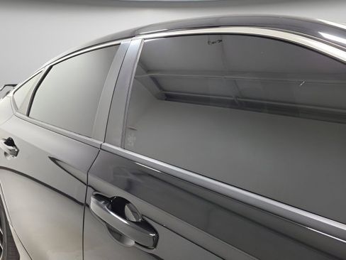 Used 2022 Honda Civic Sport Touring image 11