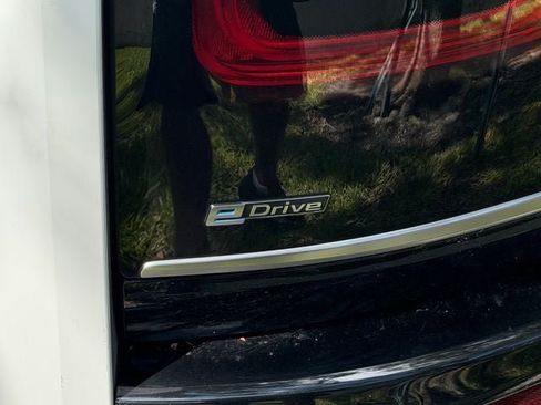 Used 2018 BMW i3 w/ Range Extender RWD image 7