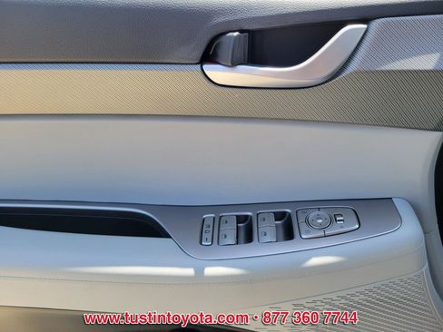 Used 2023 Hyundai Palisade SEL w/ Cargo Package FWD image 19
