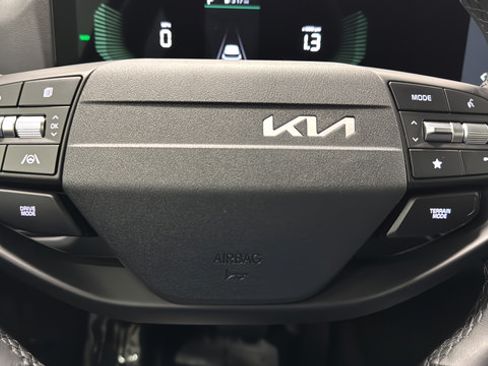 Used 2026 Kia Sportage EX AWD/4WD image 14