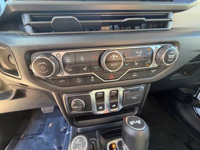 Used 2024 Jeep Wrangler Sport AWD/4WD image 19