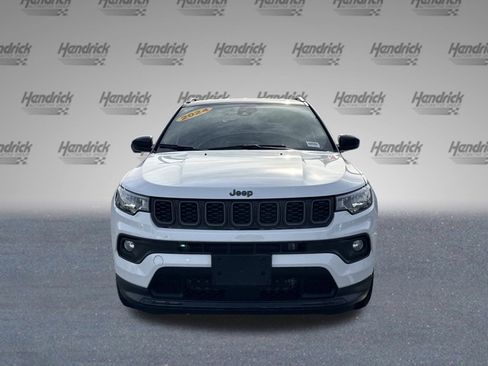 Used 2024 Jeep Compass Latitude w/ Altitude Special Edition image 3