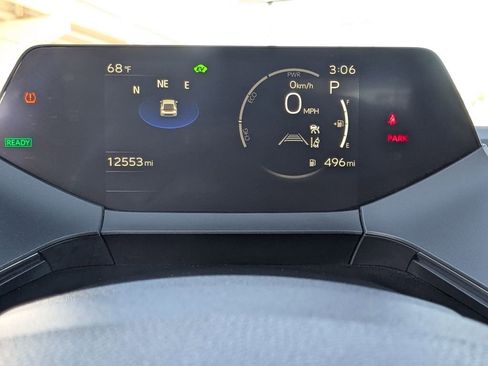 Used 2025 Toyota Prius LE image 17