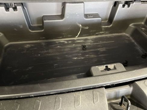 Used 2020 Chevrolet Traverse LT image 26