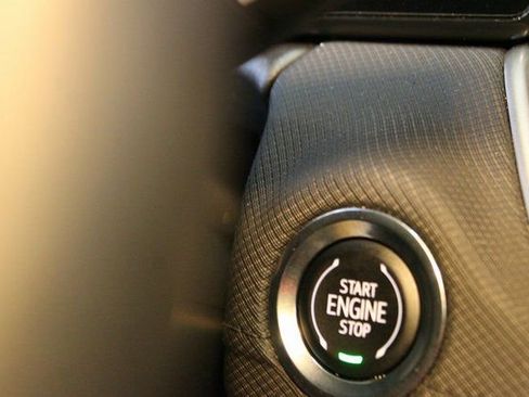 Used 2025 Chevrolet TrailBlazer LT w/ Convenience Package image 24