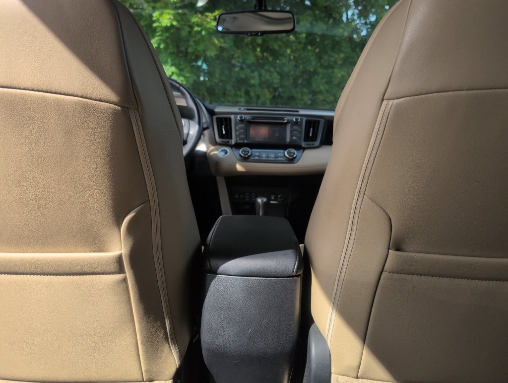 Used 2014 Toyota RAV4 Limited AWD/4WD image 31