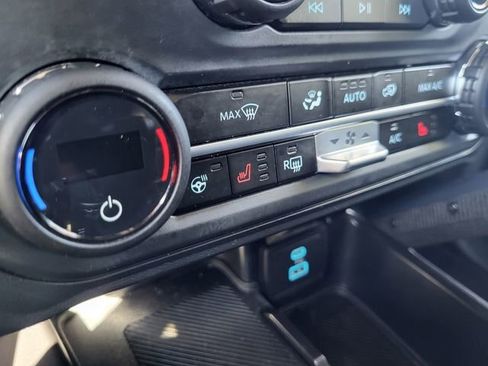 Certified 2025 Ford Bronco Badlands AWD/4WD image 21