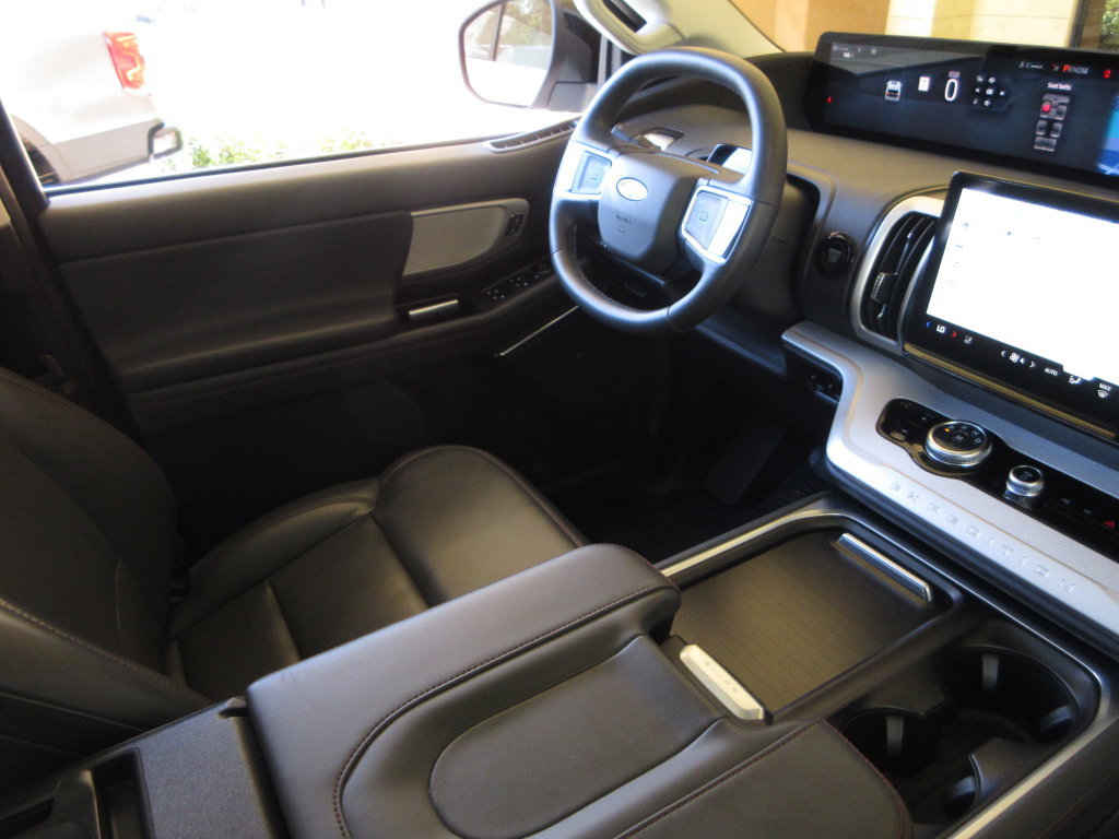 Certified 2025 Ford Expedition Max Active RWD image 19