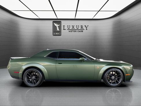 Used 2021 Dodge Challenger R/T Scat Pack RWD image 8