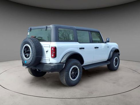 New 2026 Ford Bronco Outer Banks image 8