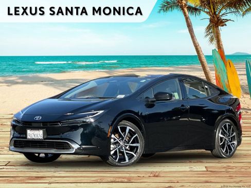 Used 2026 Toyota Prius Plug-In Hybrid image 1