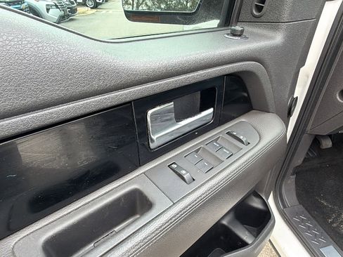 Used 2014 Ford F150 Limited image 15