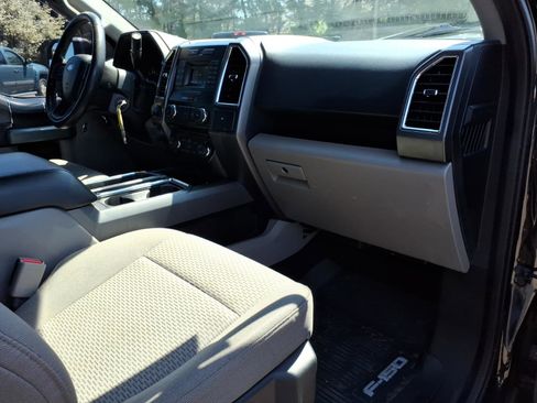 Used 2016 Ford F150 XLT w/ Equipment Group 301A Mid image 9