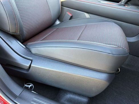 New 2026 Nissan Kicks SR FWD image 9