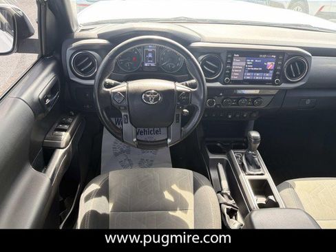 Used 2021 Toyota Tacoma TRD Off-Road w/ Technology Package AWD/4WD image 23