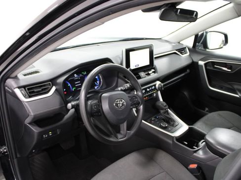 Used 2024 Toyota RAV4 AWD Hybrid image 22