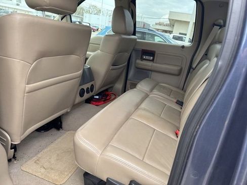 Used 2006 Ford F150 Lariat image 16