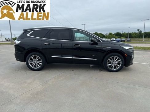 Used 2023 Buick Enclave Avenir w/ Avenir Technology Package FWD image 6