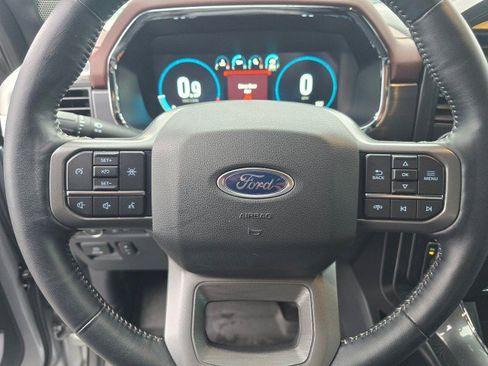 Used 2022 Ford F150 Lariat image 28
