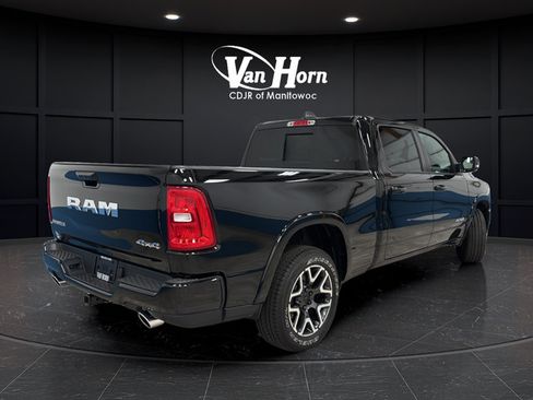 Used 2025 RAM 1500 Laramie w/ Sport Appearance Package AWD/4WD image 7