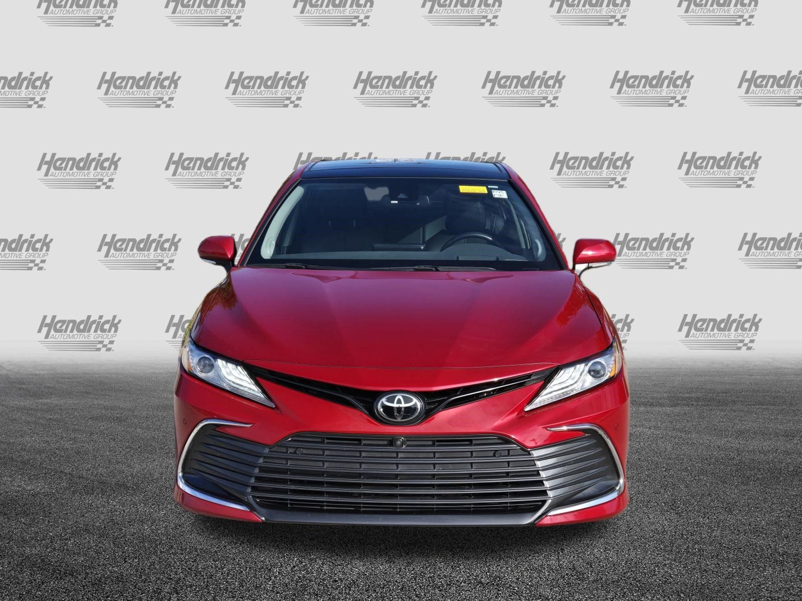 Used 2023 Toyota Camry XLE w/ Navigation Package FWD image 3