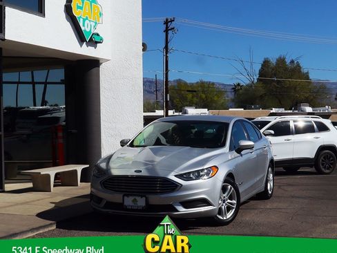 Used 2018 Ford Fusion S FWD image 1