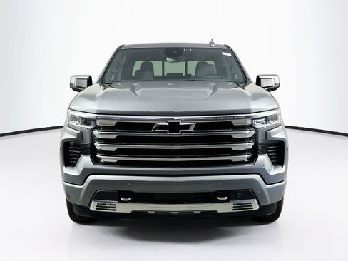 Used 2023 Chevrolet Silverado 1500 High Country AWD/4WD image 2