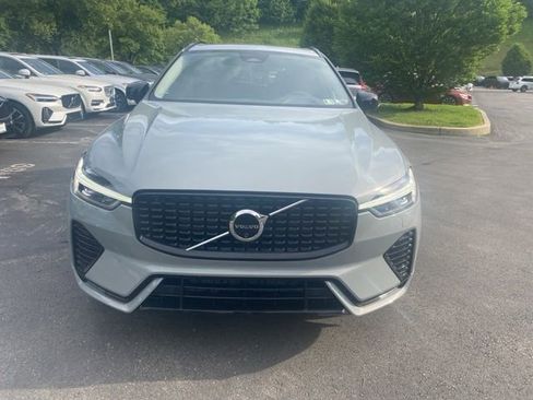 Used 2024 Volvo XC60 B5 Plus w/ Climate Package AWD/4WD image 2