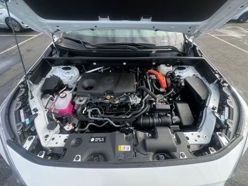 Used 2025 Toyota RAV4 LE image 32