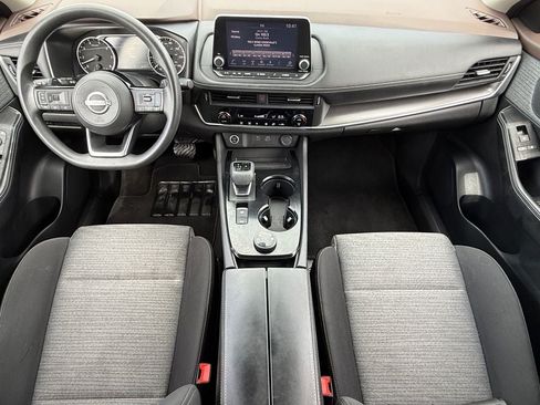 Used 2023 Nissan Rogue SV AWD/4WD image 16